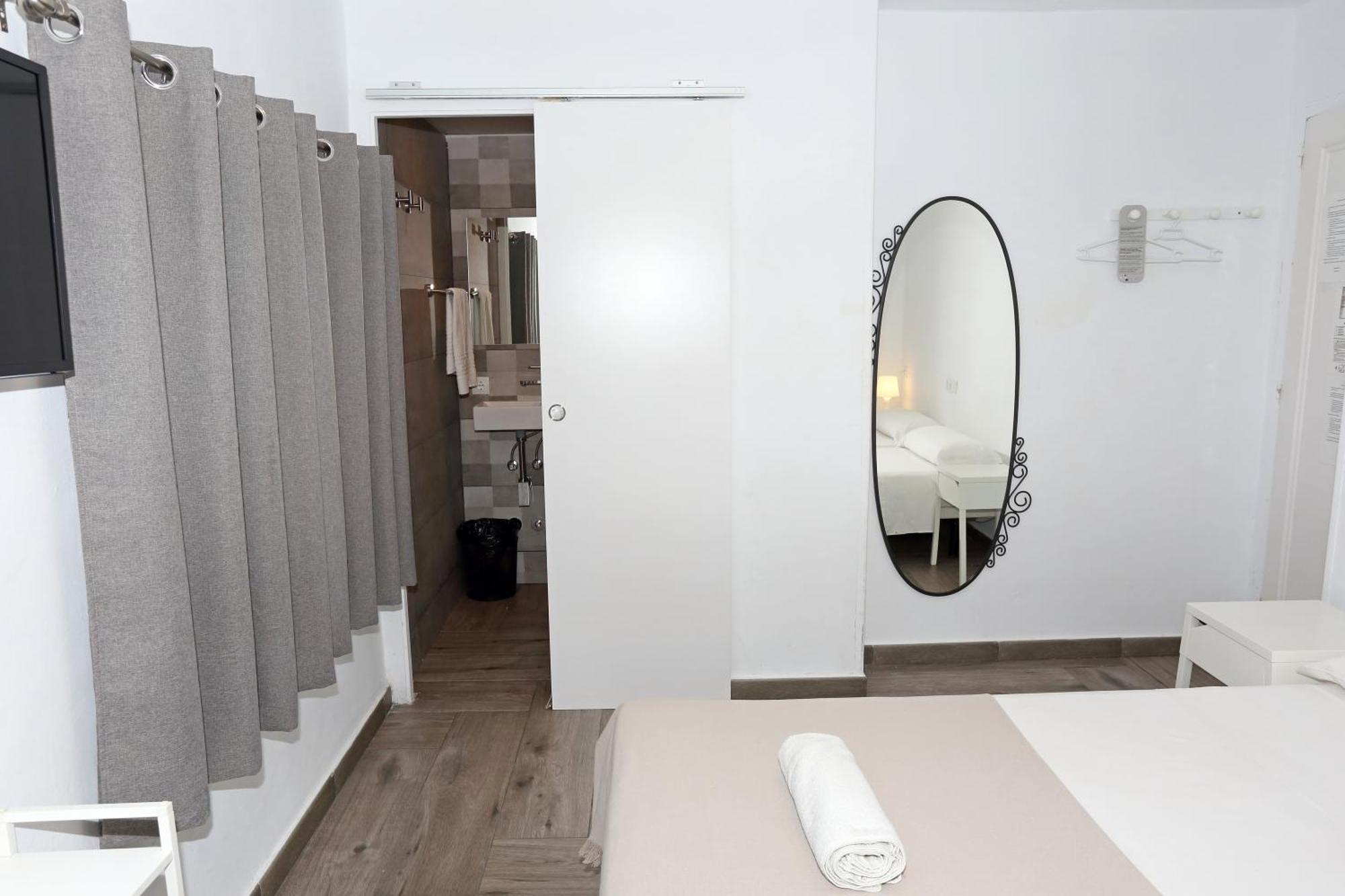 Hostal Costa İbiza Kenti Dış mekan fotoğraf